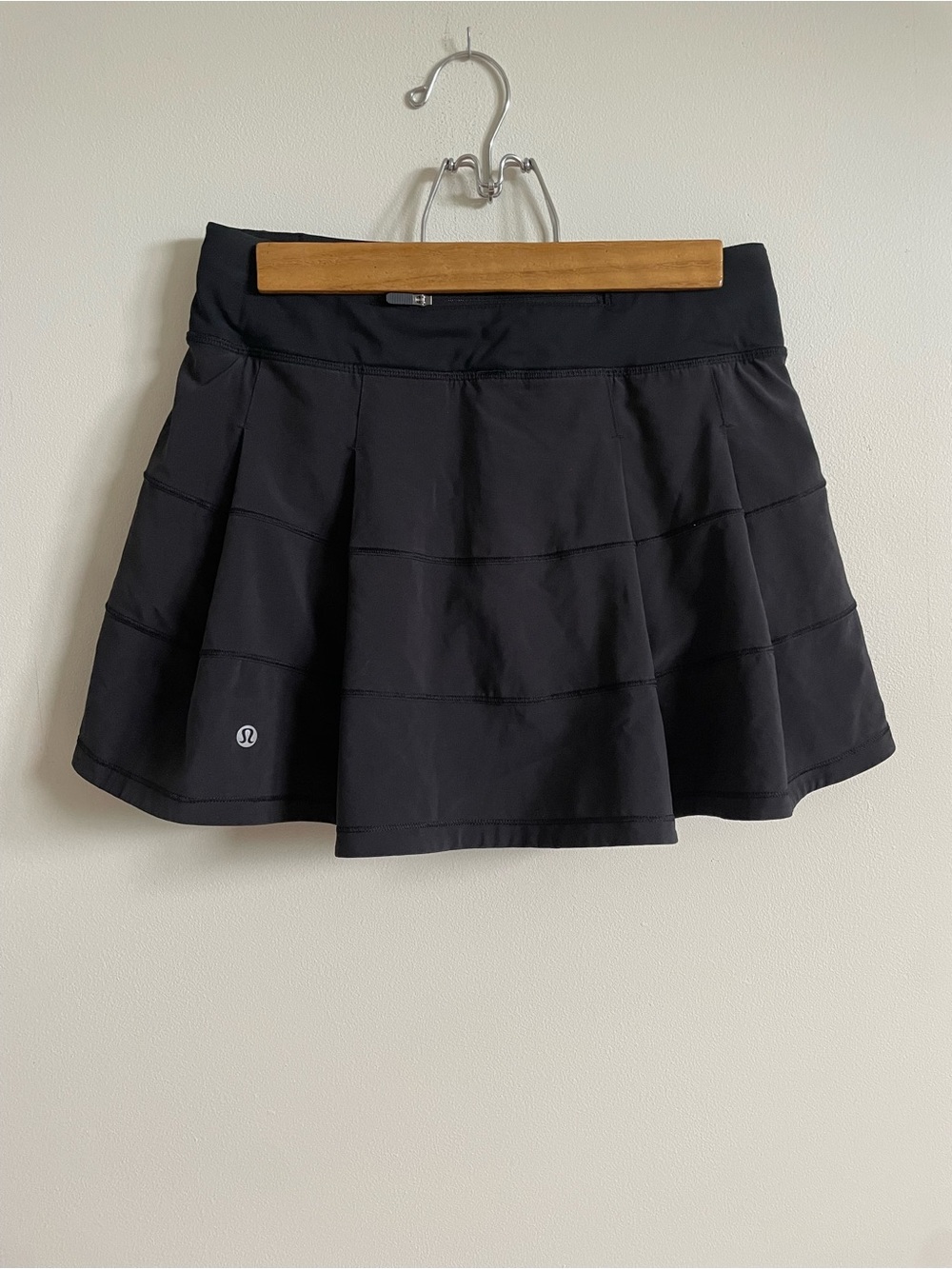 Lululemon Pace Rival Mid-Rise Skirt Tall Black Size 4